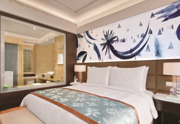 The Leela Ambience Convention Hotel Delhi gallery image 1